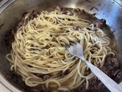 Skani makaronai su troškiniu Žingsnis 11