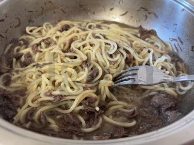 Skani makaronai su troškiniu Žingsnis 12