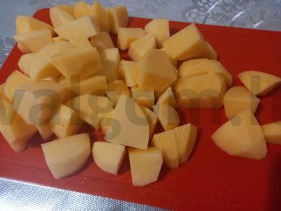 Kiaulienos kepenys, troškintos su bulvėmis Žingsnis 2