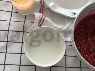 Vištienos blauzdelės su spanguolių padažu Žingsnis 9