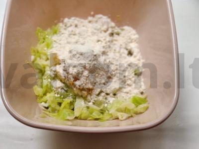 Kopūstų kotletai su keptu svogūnu Žingsnis 10