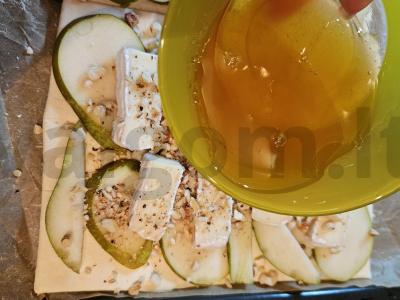 Kriaušių užkandis su brie sūriu Žingsnis 5