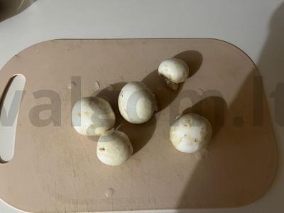 Kvapni makaronai su grybais grietinėlės padaže Žingsnis 3