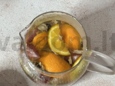 Arbata su vaisiais ir medumi Žingsnis 4