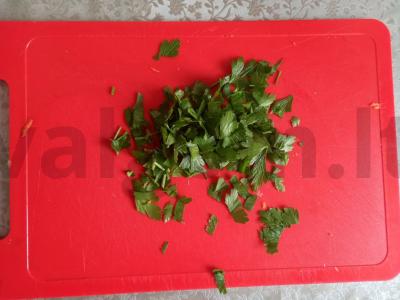 Kiaušinių makaronai su vištiena ir žolelėmis Žingsnis 5