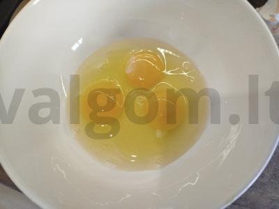 Birios varškės apkepas su džiovintomis abrikosais Žingsnis 1