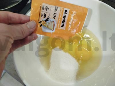 Birios varškės apkepas su džiovintomis abrikosais Žingsnis 3