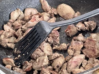 Vištienos kepenėlės grietinėje Žingsnis 2