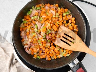 Lęšinių ir šoninės tyrė sriuba Žingsnis 3