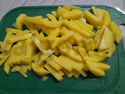 Kepta bulvė su grietine lėtoje viryklėje Žingsnis 2