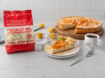 Varškės pyragas su abrikosais pagrindine nuotrauka