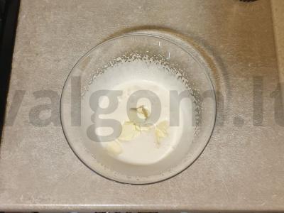 Varškės keksiukai „Pūkinukai“ Žingsnis 2