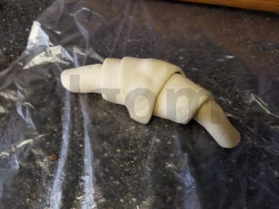 Kruasanai su pieno šokoladu Žingsnis 4