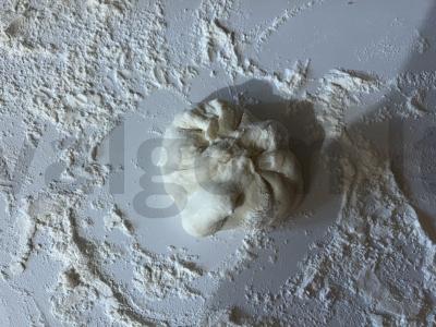 Sultingas keptas pyragėlis su cukrine vyšnia Žingsnis 3