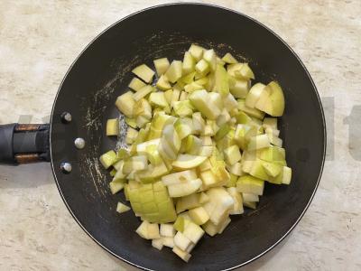 Smėlinė galeta su karamelizuotais obuoliais Žingsnis 4