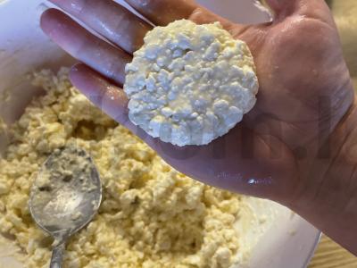 Sūrio blynai prie kavos Žingsnis 4