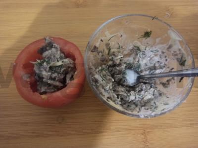 Pomidoras su konservuota skumbrija ir sūriu Žingsnis 3