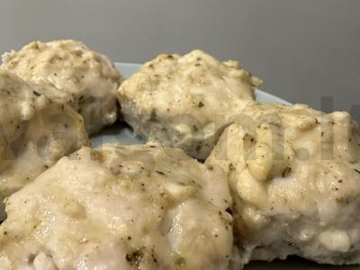 Dietinės vištienos kotletai orkaitėje pagrindine nuotrauka