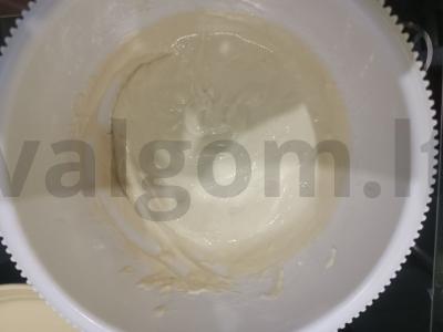 Pufikiai su jogurtu lėtoje viryklėje Žingsnis 3