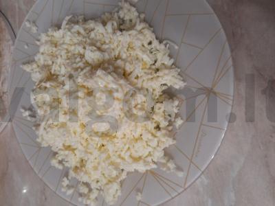 Sluoksniuotas salotas „Mimoza“ su sardinomis Žingsnis 9