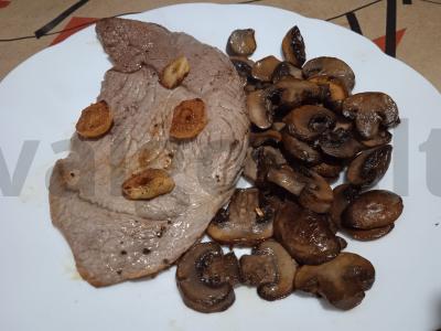 Jautienos steikas su grybų ir alyvuogių garnyru Žingsnis 7