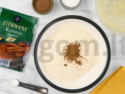 Vegetariškas pyragas su džiovintais vaisiais Žingsnis 3