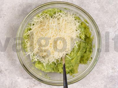 Kroketai iš bulvių ir brokolių, kepti orkaitėje Žingsnis 4