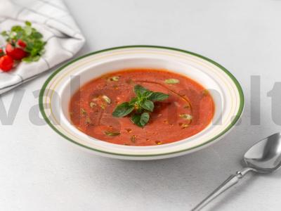 Pomidorų sriuba su makaronais pagrindine nuotrauka