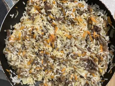 Ryžiai su troškiniu ir daržovėmis pietums Žingsnis 5