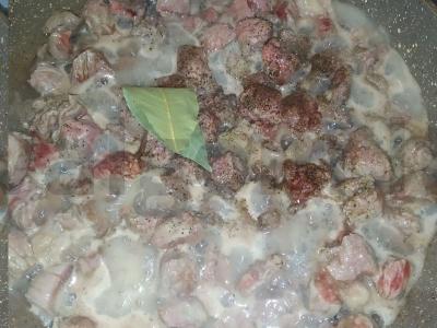 Troškinta jautiena su padažu ir česnaku Žingsnis 2