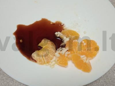 Keptas antis šlaunelė mandarinų marinate su žaliųjų pupelių ir batatų garnyru Žingsnis 1