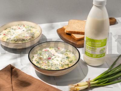 Okroška su kefyru be dešrelių pagrindine nuotrauka