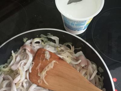 Švelnus kalmaras grietinėlės padaže Žingsnis 3