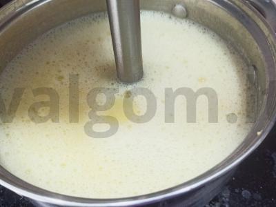 Vištienos sriuba su grietinėlėmis Žingsnis 4