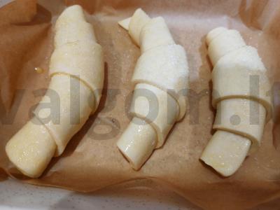 Kruasanai su obuolių uogiene Žingsnis 8