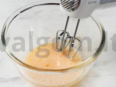 Ananasų pyragas Žingsnis 2