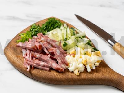 Salotos su agurkais ir dešra Žingsnis 2