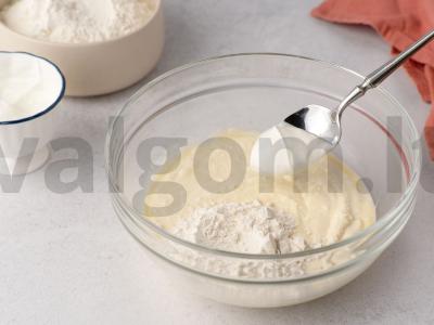 Varškės apkepas su braškėmis Žingsnis 2