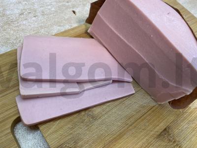 Sumuštinis su marinuotų agurkų rožėmis Žingsnis 1