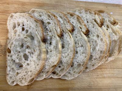 Sumuštinis su marinuotų agurkų rožėmis Žingsnis 2