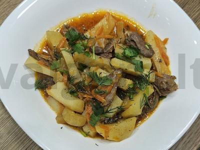 Indėnų širdelių troškinys pagrindine nuotrauka