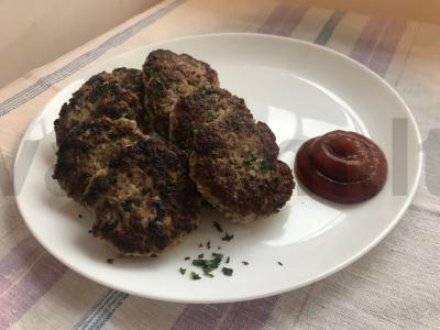 Kiaulienos kotletai su šalavijais ir čiobreliais Žingsnis 5