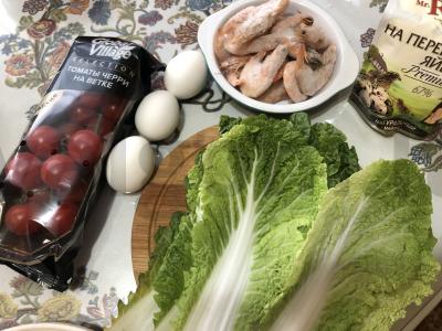 Šventinis salotas su karališkomis krevetėmis Žingsnis 1