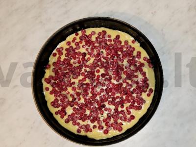 Raudonųjų serbentų pyragas „Raudonoji špinelė“ Žingsnis 4