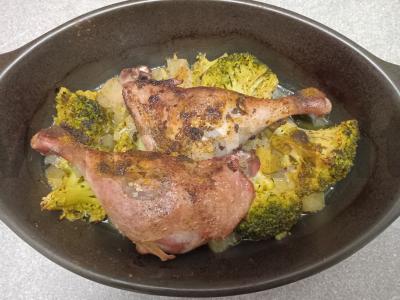 Antis, kepta su obuoliais ir brokoliais Žingsnis 5