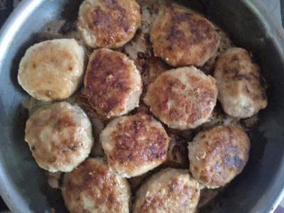 Vištienos filė kotletai su cukinija „Nježenka“ Žingsnis 4