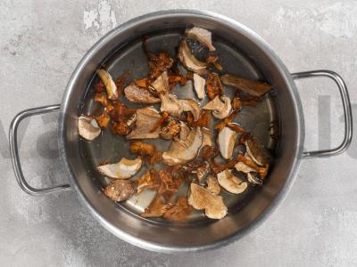 Grybų sriuba su bulvėmis Žingsnis 1