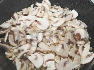 Grybų troškinys Žingsnis 1