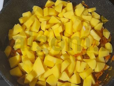 Grybų troškinys Žingsnis 5