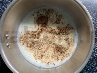 Šokoladiniai ryžių dribsniai su bananais Žingsnis 1